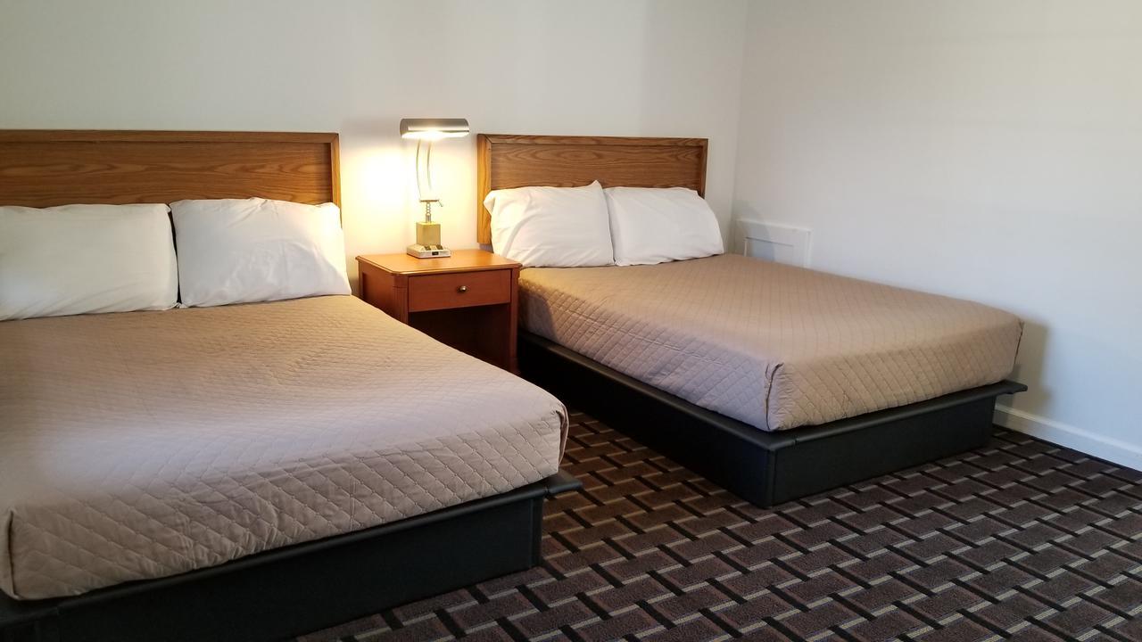 Budget Inn Breezewood Esterno foto