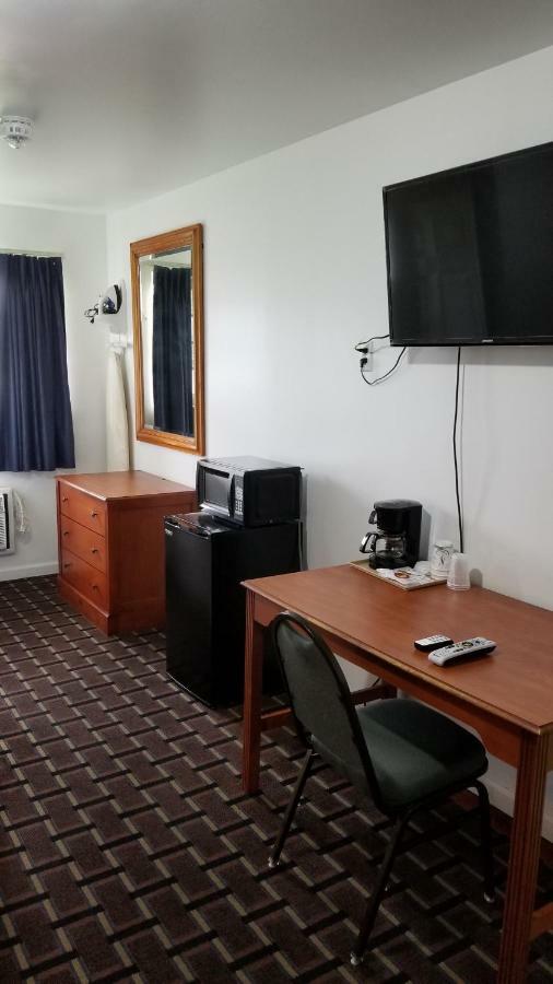 Budget Inn Breezewood Esterno foto