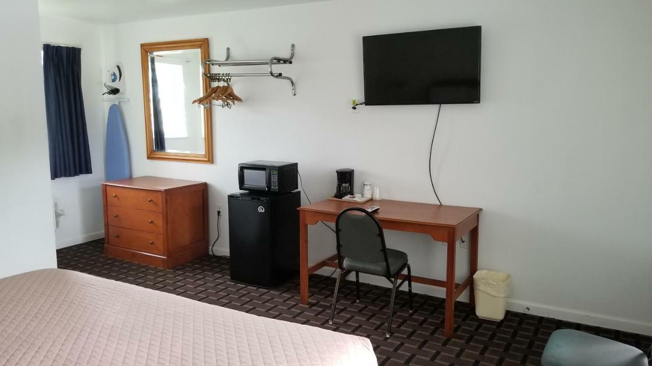 Budget Inn Breezewood Esterno foto